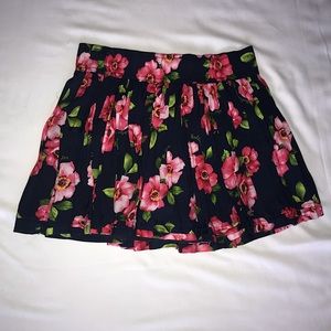 Hollister mini A line flowy Floral skirt 2k